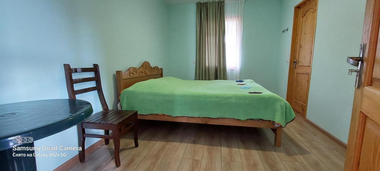 אומלו Guest House Tsasne מראה חיצוני תמונה