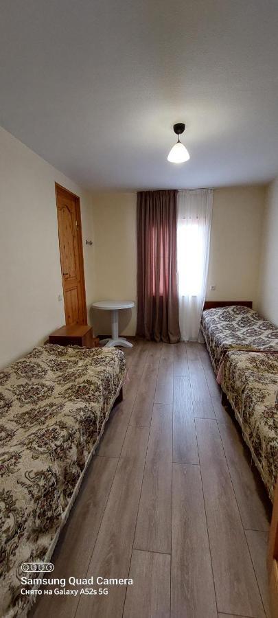 אומלו Guest House Tsasne מראה חיצוני תמונה