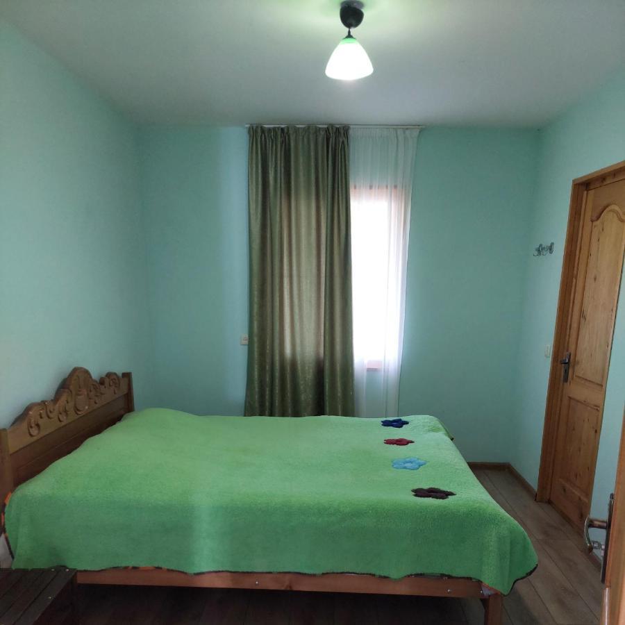 אומלו Guest House Tsasne חדר תמונה