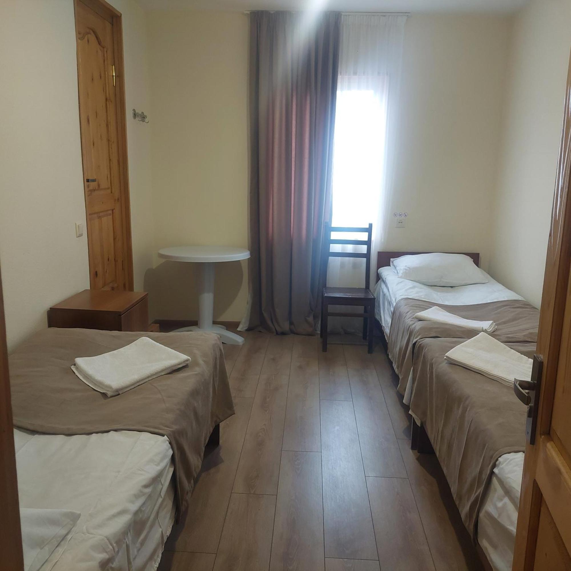 אומלו Guest House Tsasne מראה חיצוני תמונה